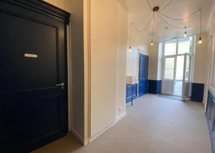 école 102 Appartamento *