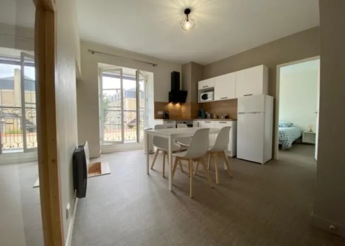 Appartamento école 102