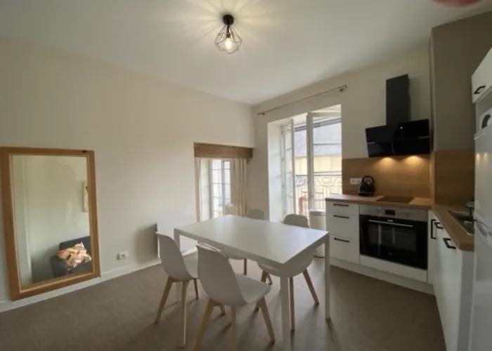 Appartamento école 102